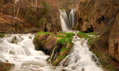 Roughlock Falls